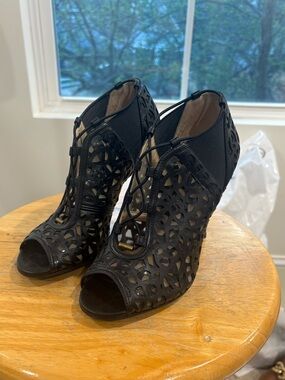 Jimmy Choo - super chic